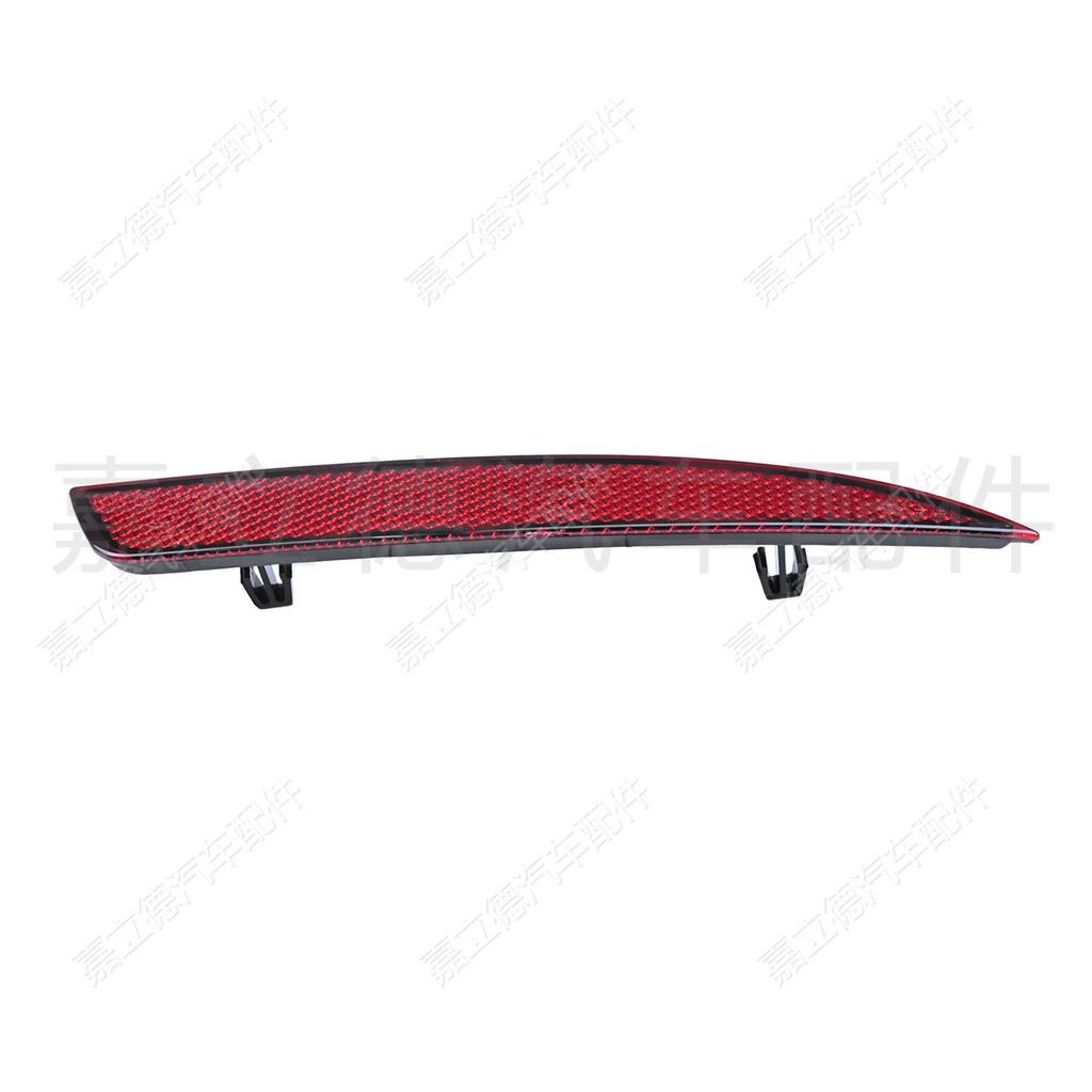 Volkswagen Scirocco R-line 2011-2014 Задний бампер Светоотражатель Заглушка