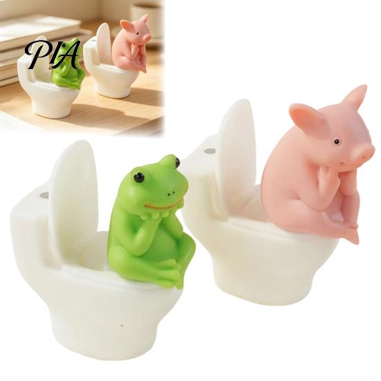Unique Shelf Display Items 2Pcs Resin Meditation Pig And Frog Figurines, Funny Toilet Animal Ornament for Desktop Cute Desk Decompression Ornaments