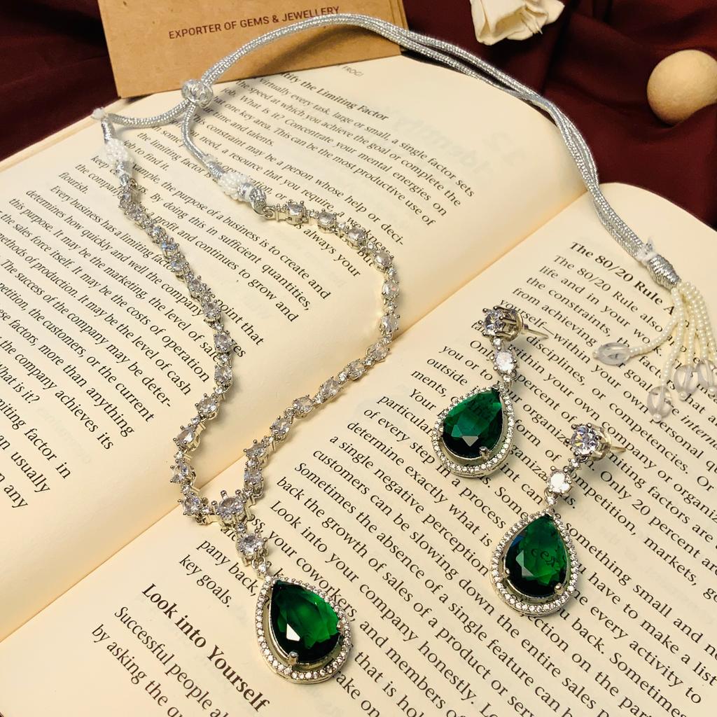 Silver Plated Diamond Round Necklace Set Diamond Necklace Set for Women