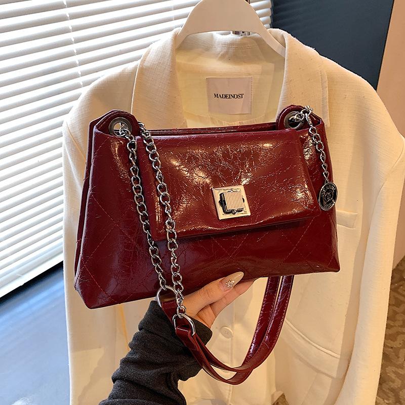 Маленькая сумка премиум-класса женская 2025 новая весна-лето универсальная сумка-мессенджер на цепочке с ромбами повседневная женская маленькая квадратная сумка