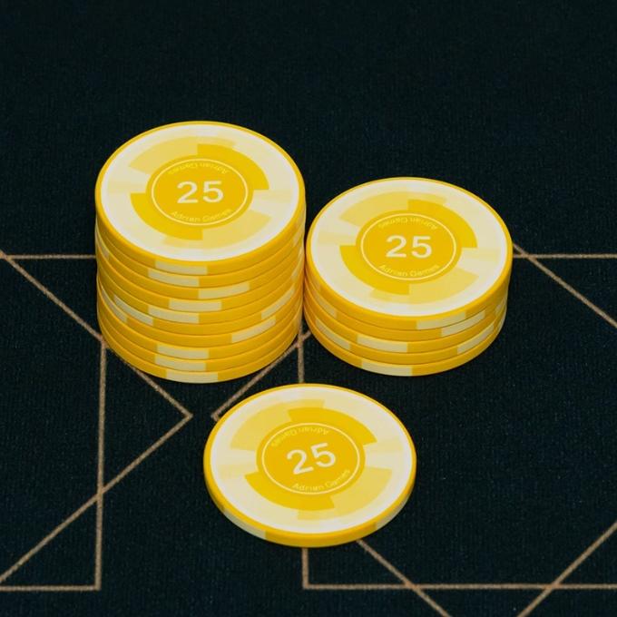 25Pcs 43Mm Ceramic Poker Chips Coin Chess Room Chip Board Game Poker Club Exclusive Texas Hold'Em Chip Storage Box Table Games