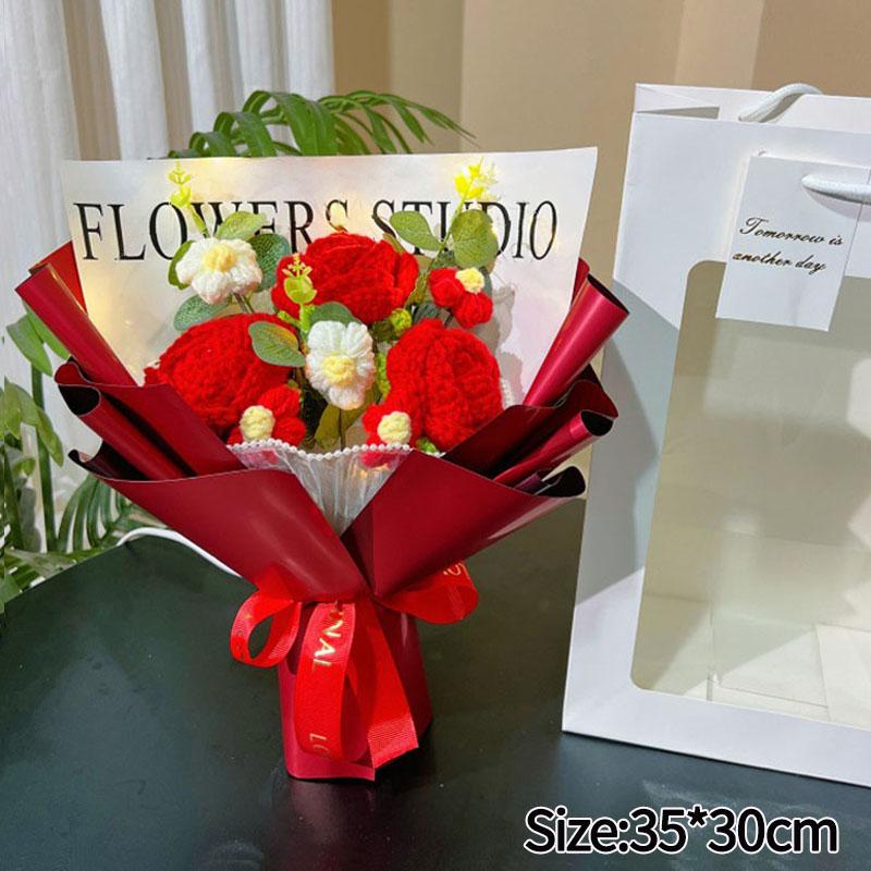 Mother'S Day Crochet Bouquet Finished Hand-Woven Artificial Flower Graduation Season Girl Friends Birthday Bouquet With Gift Bag