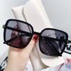 Fashion Square Oversized Sunglasses for Women Vintage Big Frame UV Protection Sun Glasses Shades Ladies Classic UV400 Eyewear