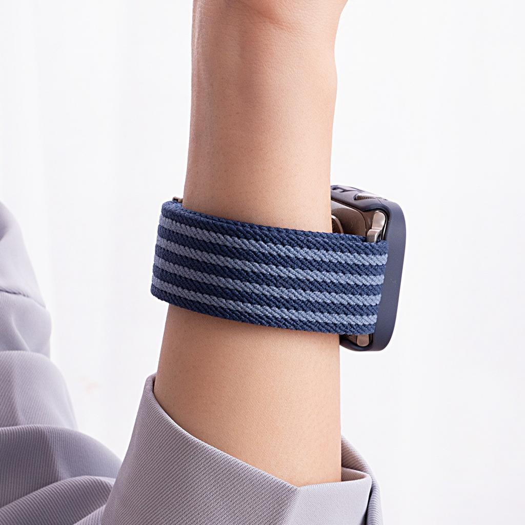 Watch Band For Apple Watch Series 10 9 8 7 SE 6 5 4 3 2 1 42mm 41mm 40mm 38mm Nylon Strap with Magnetic Buckle