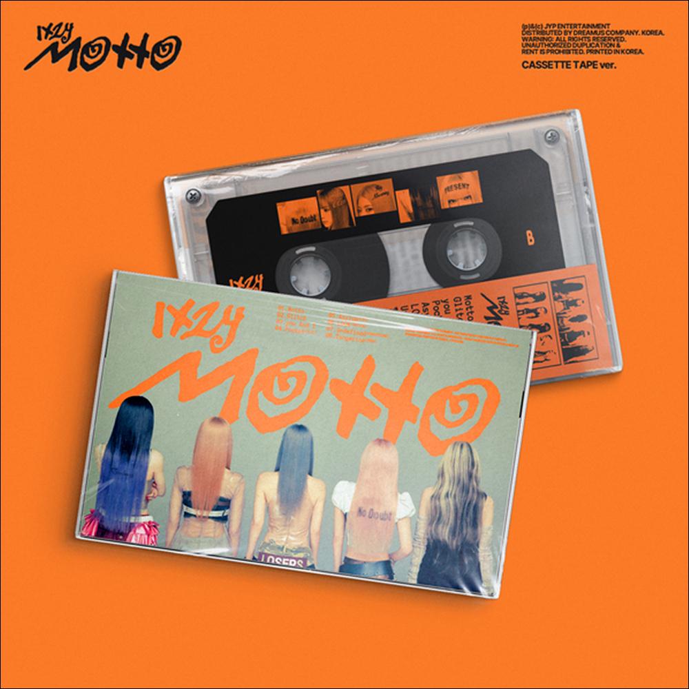 ITZY [Девиз] Версия на кассетной ленте. + Бесплатный подарок