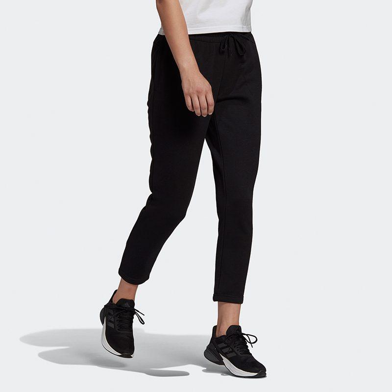 adidas Женские черные вязаные спортивные штаны умеренного заужения GM5626