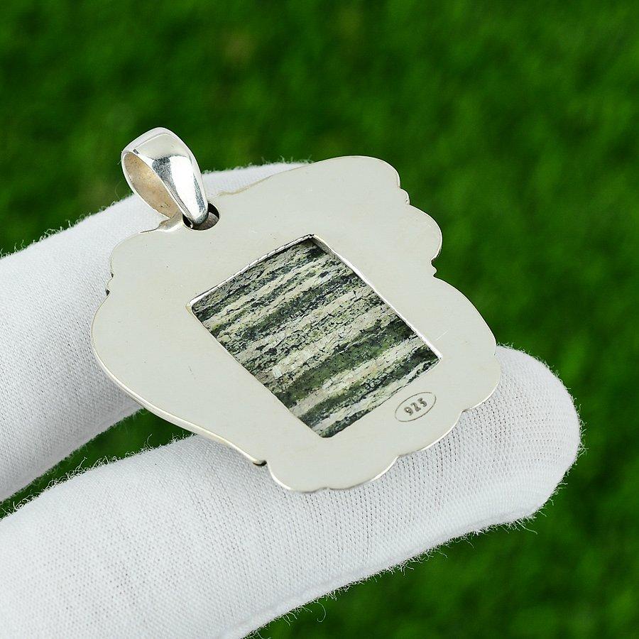 Юбилейный подарок для нее Подвеска с натуральным зеленым швейцарским опалом из серебра 925 пробы