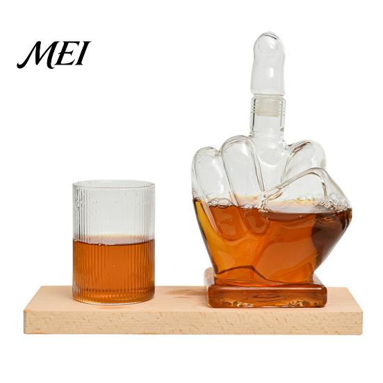 Party Drinkware Essentials Middle Finger Whiskey Decanter, 1000ml Glass Fist Dispenser with Stopper, Father's Day Present Unique Hand Shape