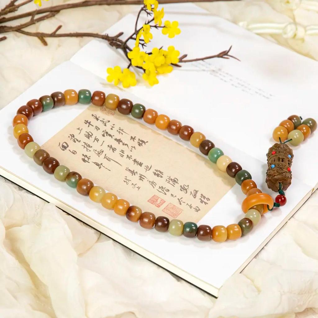 Dunhuang Wen Tian Duobao 108 Bead Bodhi Mala: Green Sandalwood Sachet for Men and Women