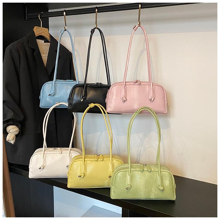 High sense fashion super fire small bag women 2025 new versatile shoulder armpit bag commuter handbag pillow bag