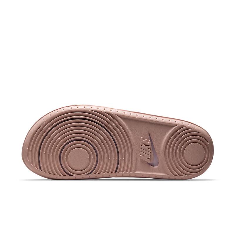 Nike Женские шлепанцы Offcourt
