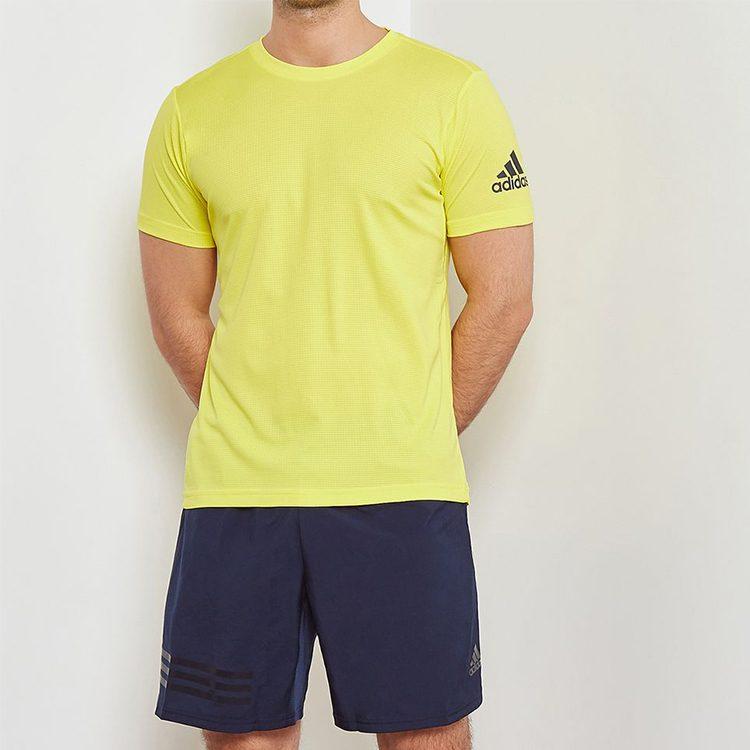 adidas Футболки Мужские Ярко-желтые С круглым вырезом Умеренный прямой крой CZ5425