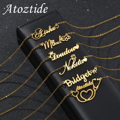 Atoztide Персонализированное колье с индивидуальным именем для женщин Нержавеющая сталь Кулон-чокер со звеньями в виде короны и сердца Подарок на день рождения