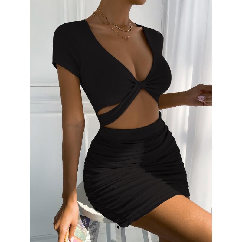 Y2k2024 Летнее новое сексуальное платье с короткими рукавами и V-образным вырезом, открытой талией и запахом на бедрах