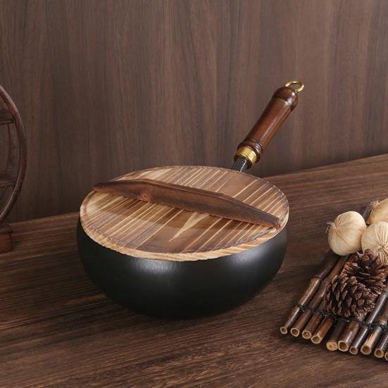 Traditional Forged Iron Wok with Wooden Lid Non-Stick Uncoated Iron Pan Japanese Cookware for Gas Induction & Electric Stoves