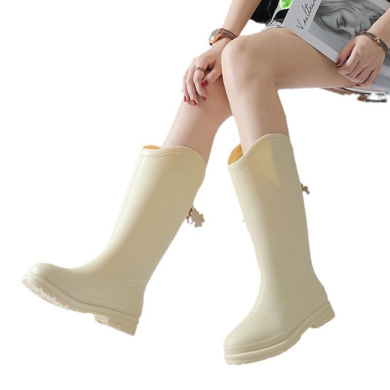 Женские резиновые сапоги в корейском стиле с бархатной подкладкой — теплые, удобные, износостойкие, с мягкой резиновой подошвой