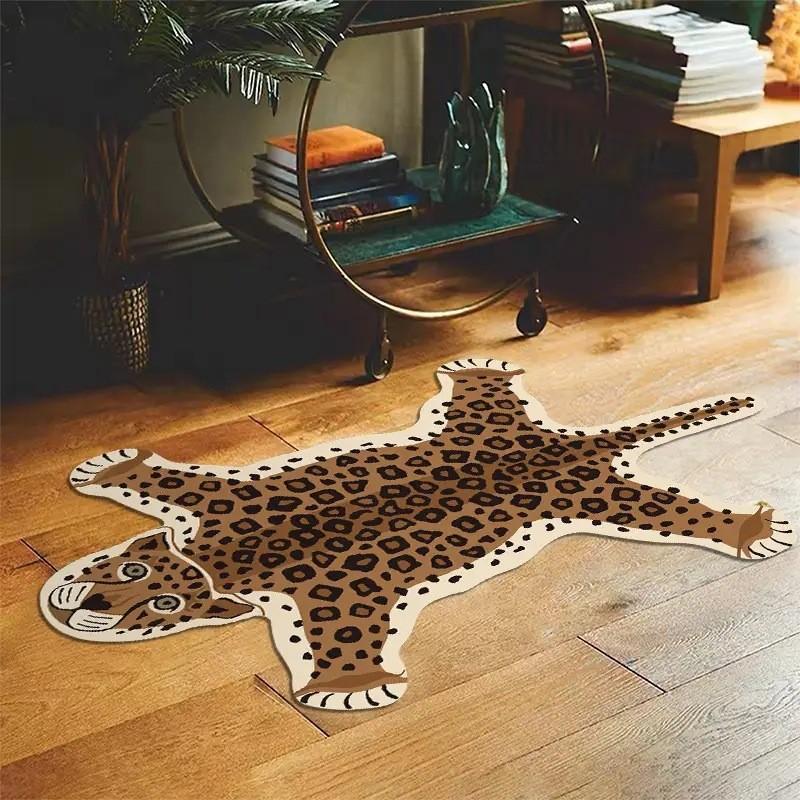 Tiger Print Faux Cashmere Floor Mat With Shaped Design For Bedroom Use