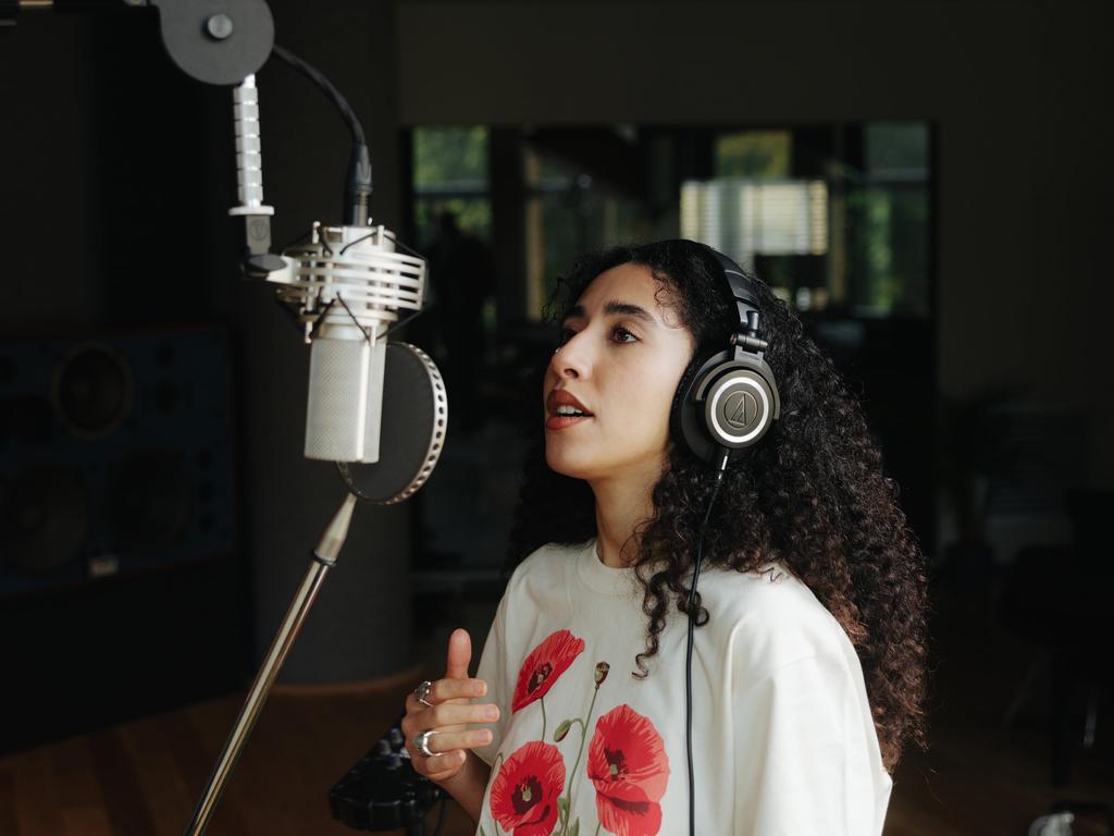 Professional Wired Monitor Headphones for and Home DJing Audio-Technica ATH-M50x DTM, Recording, Mixing, Mastering, (Black)