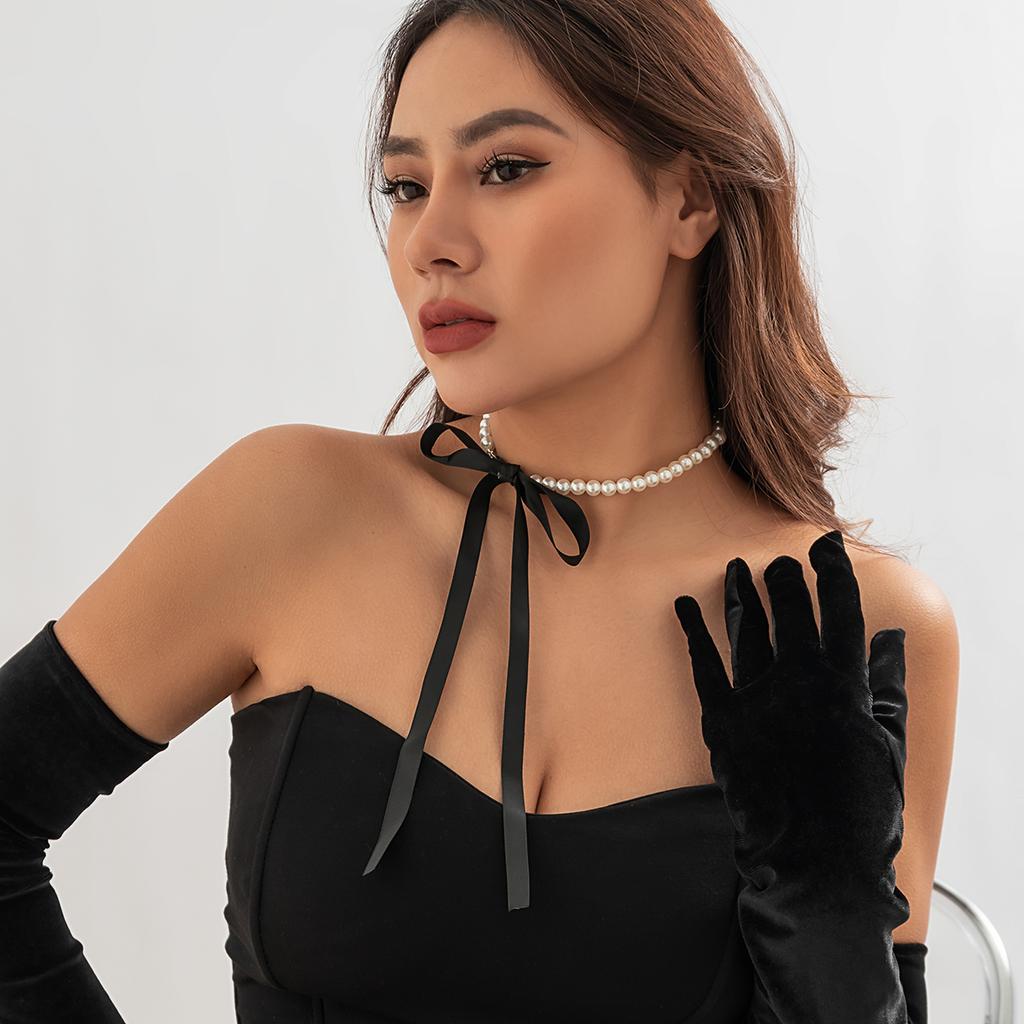 Eelegant Imitation Pearl Necklace Choker With Black Rope Chain Women Jewelry On The Neck French Style Splicing Necklaces CDN