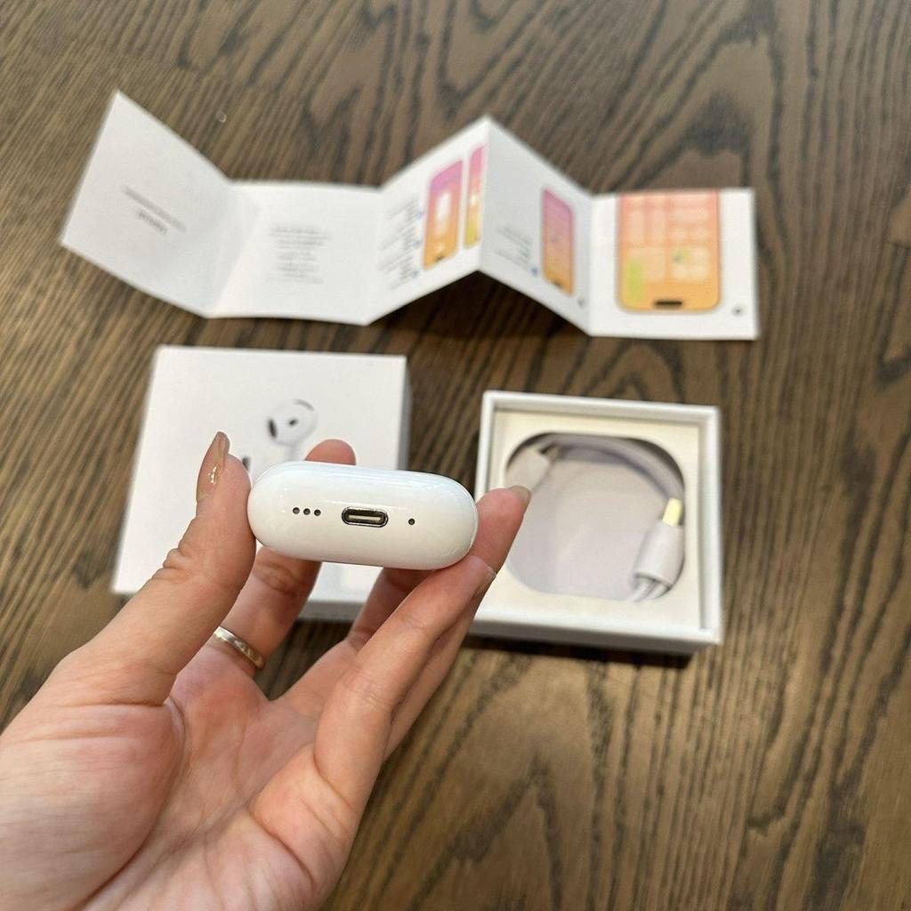 2025 New Wireless Bluetooth Earbuds with USB-C Type-C Cable and Active Noise Cancelling Gaming Headset