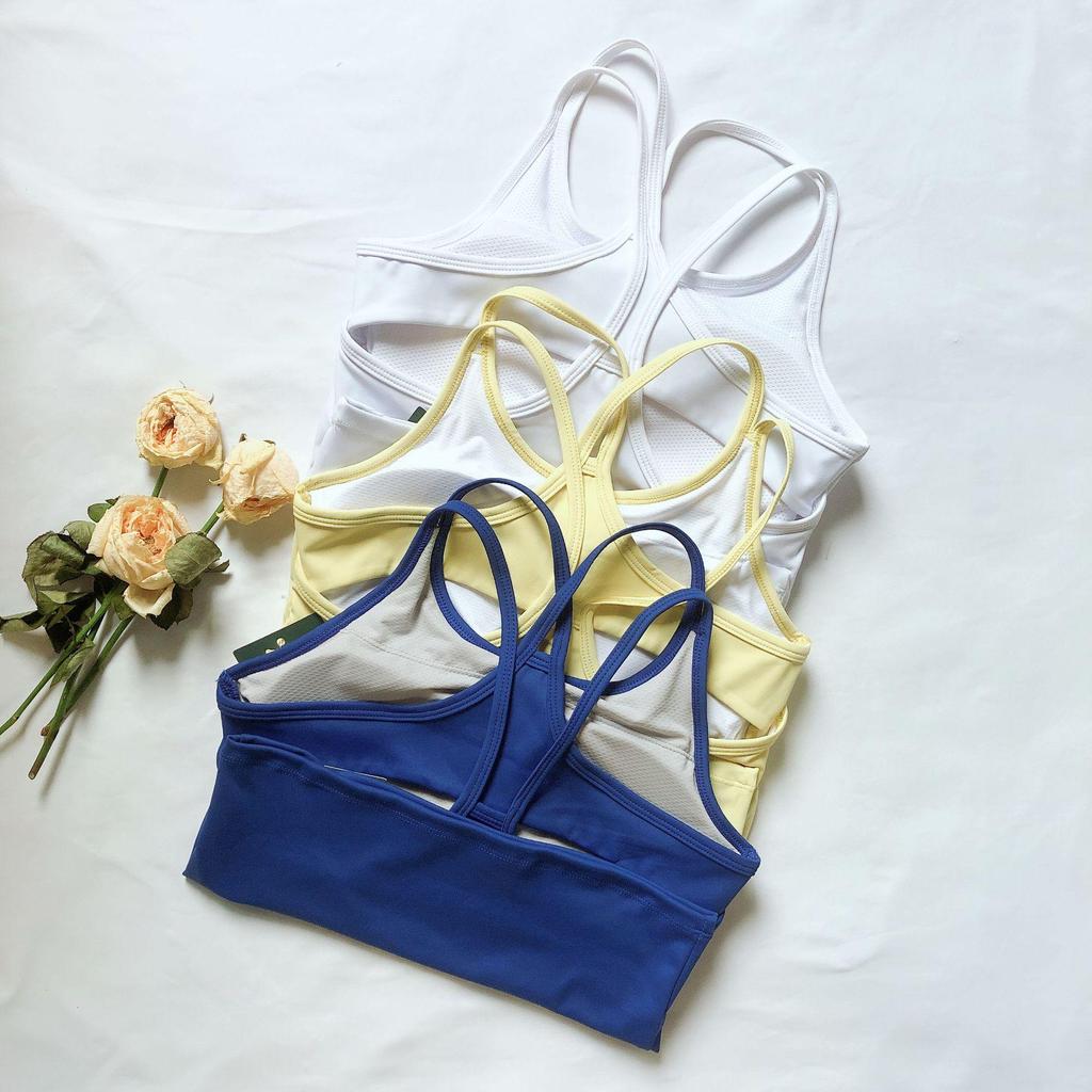 Корейский женский спортивный жилет для фитнеса с нагрудными накладками - ударопрочный, высокоэластичный, быстросохнущий; Идеально подходит для бега, йоги и танцев.