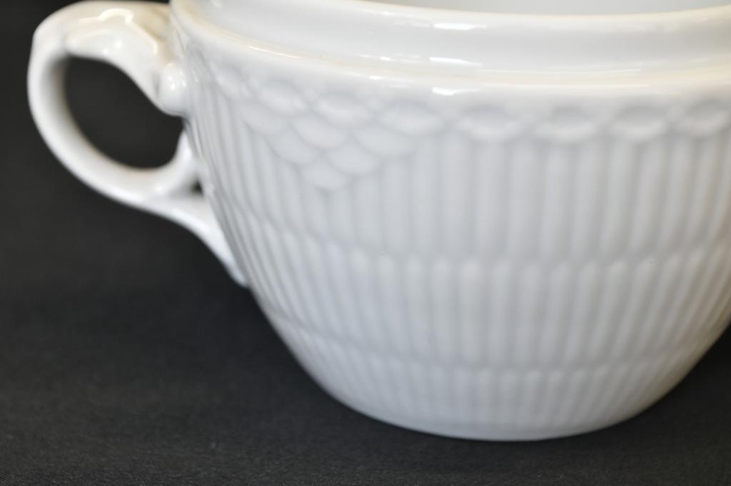 Royal Copenhagen White Fluted Half-Lace Sugar Pot Denmark Vintage Rare