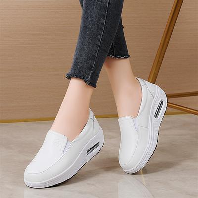 Женские кроссовки весна натуральная кожа мягкие туфли для работы медсестры женские черные туфли-качалки женщина большой размер танкетки одинарные туфли