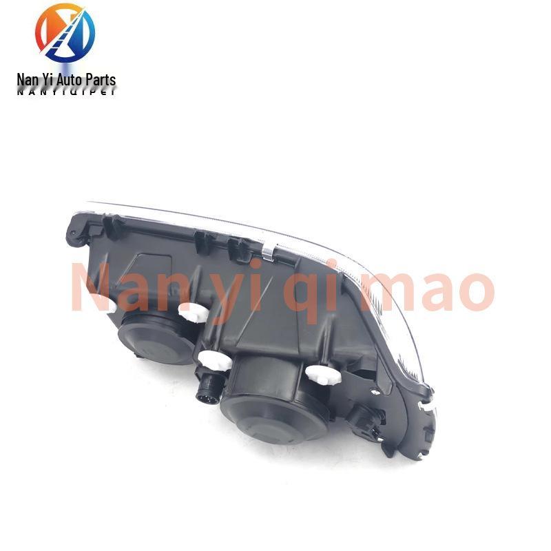 DAF XF105/XF95 Headlight Accessories: Headlamp Parts 1743685, 1743684