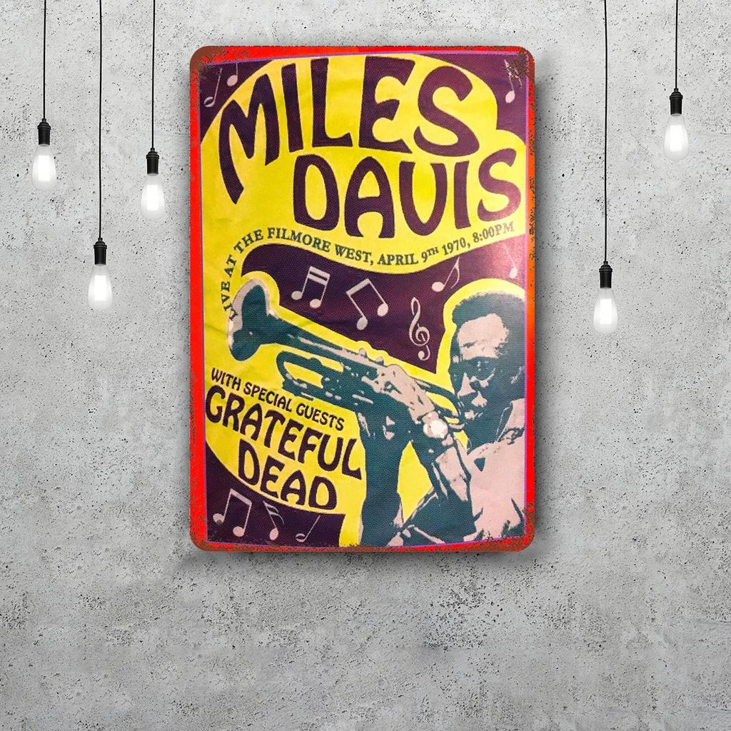 Miles Davis Vintage Metal Tin Signs Posters Decor Retro Metal Plaque Wall Art Decor for Garage Bar
