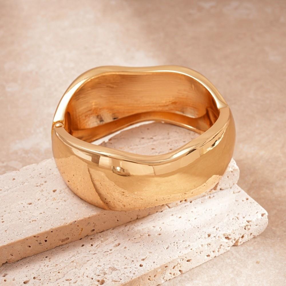 Jewelry Accessories Metal Cuff Bangles Gold Silver Color Exaggerated Bracelet Gift