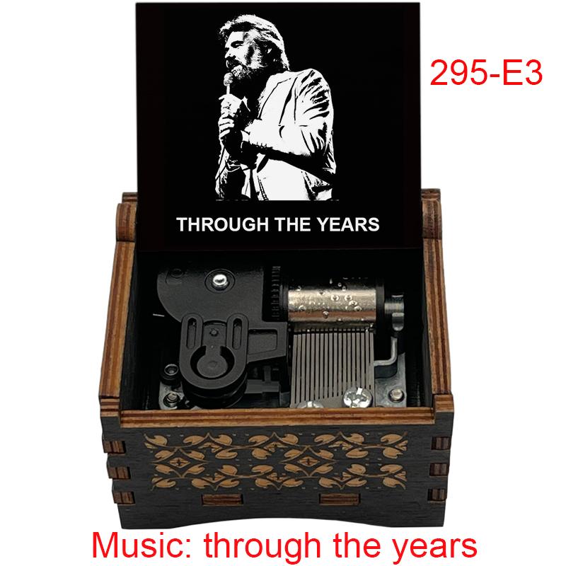 Classic Through the Years Wind Up Music Box 18 Tones Mechanical Movement Friends Birthday Family Festival Wooden Gift 3