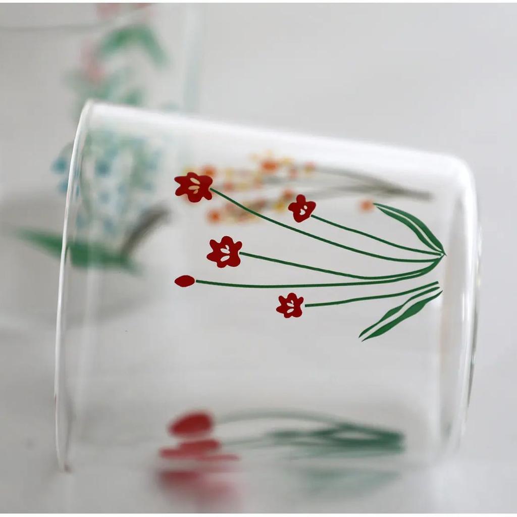 Simple glass cup, Japanese style creative casual cup, high borosilicate glass floral glass cup, milk cup, ins wind cup