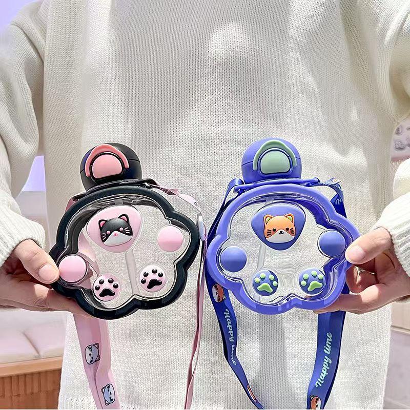 2025 Новая мультяшная детская студенческая забавная пластиковая кружка Mars Rover кошачья лапка простая кружка с соломинкой уличная портативная кружка для воды с откидной крышкой