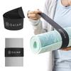 Ремень Gaiam для йога-коврика Ремешок-липучка Надежно обертывает и удерживает ваш коврик Подходит для большинства размеров ковриков дюймов в длину x дюймов – место. (20 1,5 ширины). Чернить.