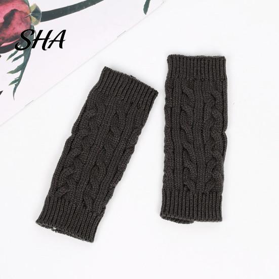 Stylish Fall Layering Sleeves Women Ribbed Wrist Arm Warmers, Stretchy Cable Knitted Fingerless Gloves, Versatile Covers for Driving Soft Warm Mitten,
