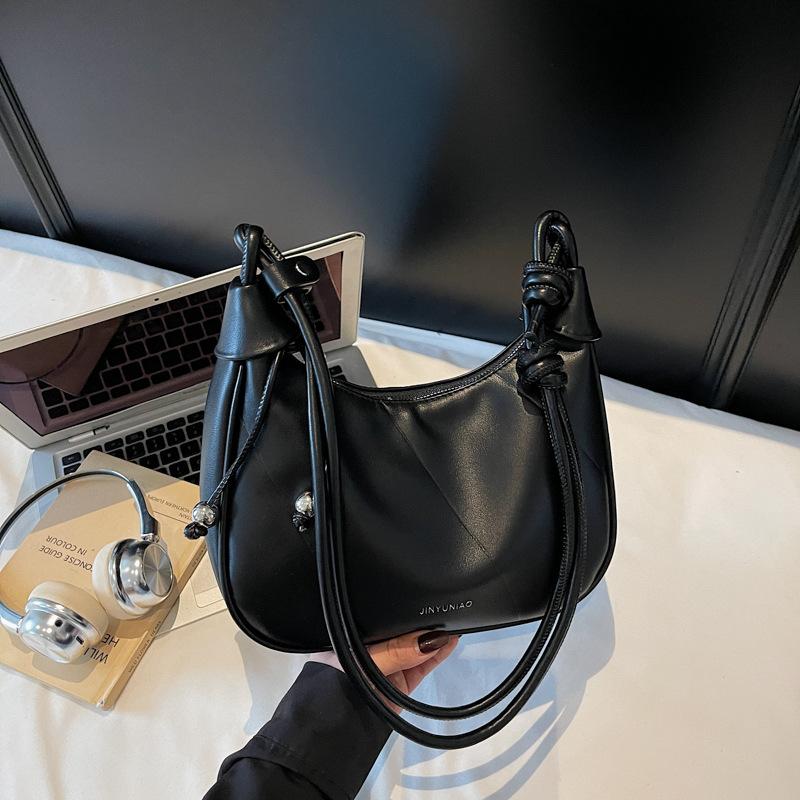 Оригинальный дизайн, сумка с чувством стиля, женская новая трендовая сумка-пельмень, на плечо, подмышку, для通勤, большая вместимость, сумка подмышку