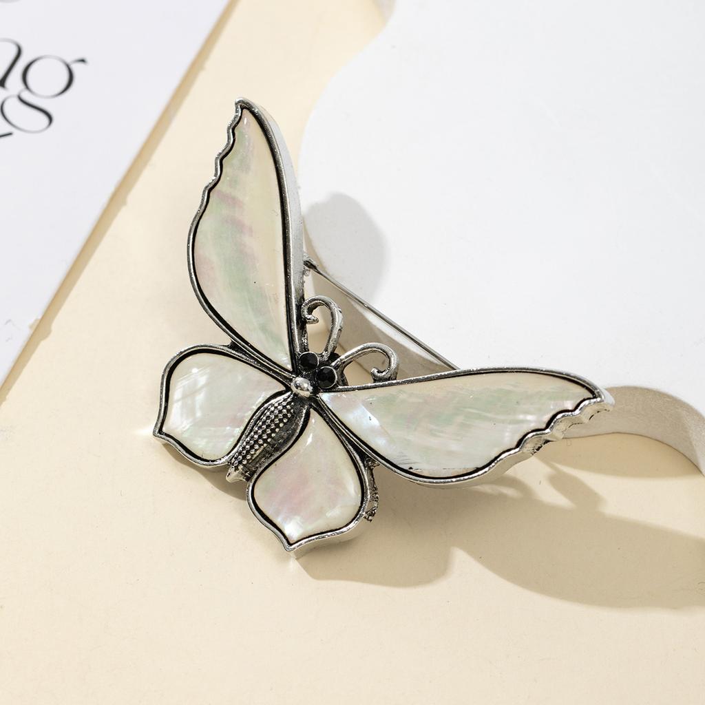 1Pc, Handmade Natural Shell Butterfly Brooch Pin | Elegant Vintage Colour Jewelry Accessories, Women's Gifts, Unique Mother's Day, Easter Supplies