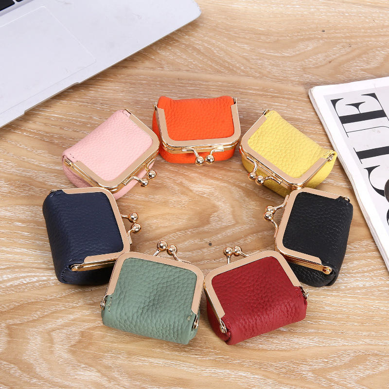 Портативная кожаная мини-шкатулка для драгоценностей, винтажный мини-кошелек для монет, футляр для ювелирных изделий с замком-поцелуем, футляр для наушников и кольца