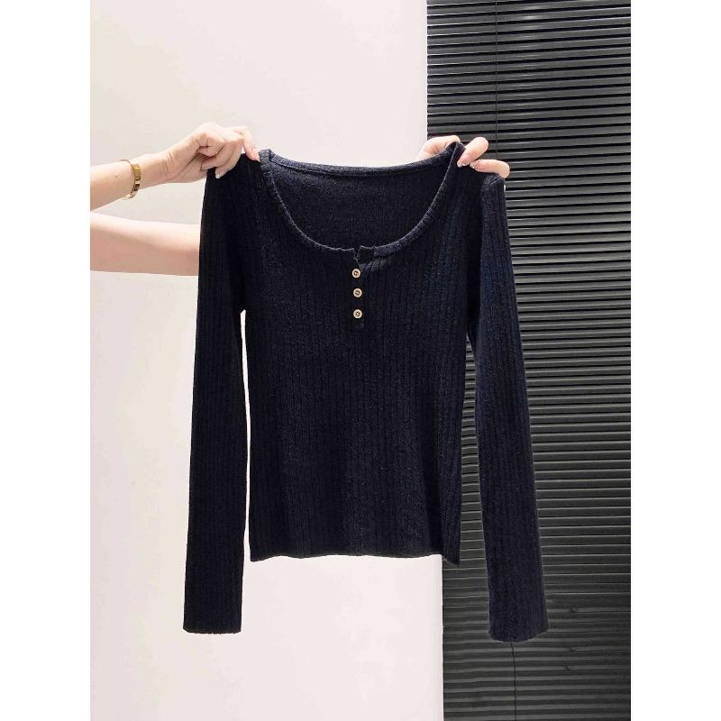 Skinny bottom top with exposed collarbone Women's autumn semi-open neck button pit strip short long-sleeved knitted sweater