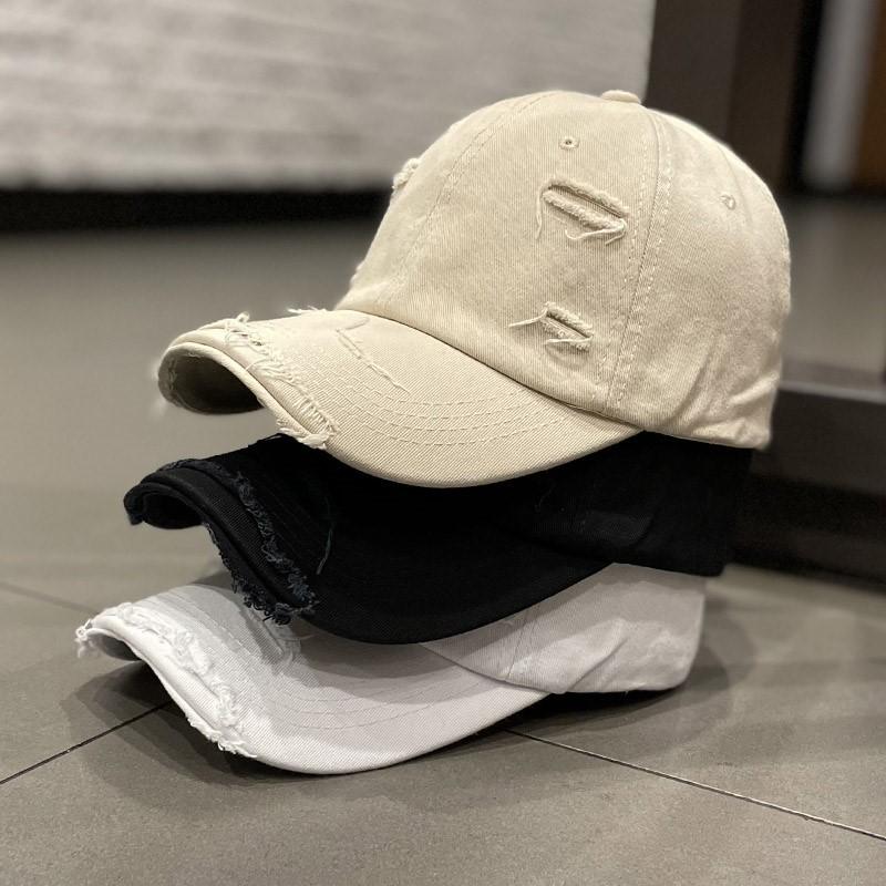 Korean-style solid color distressed ripped baseball cap for women, spring/summer trendy versatile street sun-shading curved brim cap