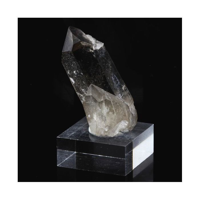 Pierres et Minéraux. Quartz fumé. 41.2 ct. Dome des Petites Rousses, Oz, Isère, France..