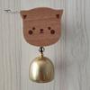 Дверной звонок с изображением мультяшного животного и клейкой заплаткой. Милый звук. Легко устанавливается. Декоративный дверной звонок. Деревянный дверной звонок. Открытие домашнего магазина. Дни рождения. Новоселье.