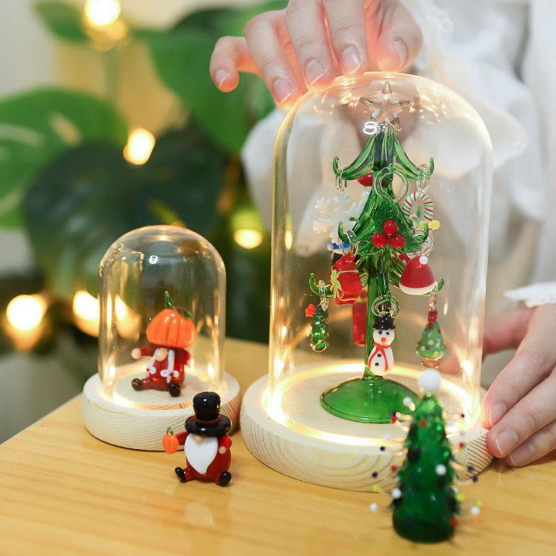 Стеклянный купол с Санта-Клаусом: Креативное рождественское настольное украшение