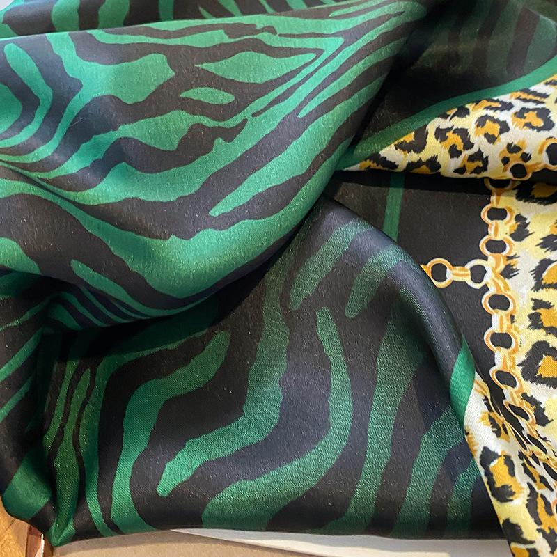 Autumn Winter Small Square Scarves Women's Leopard Print Warm Scarf