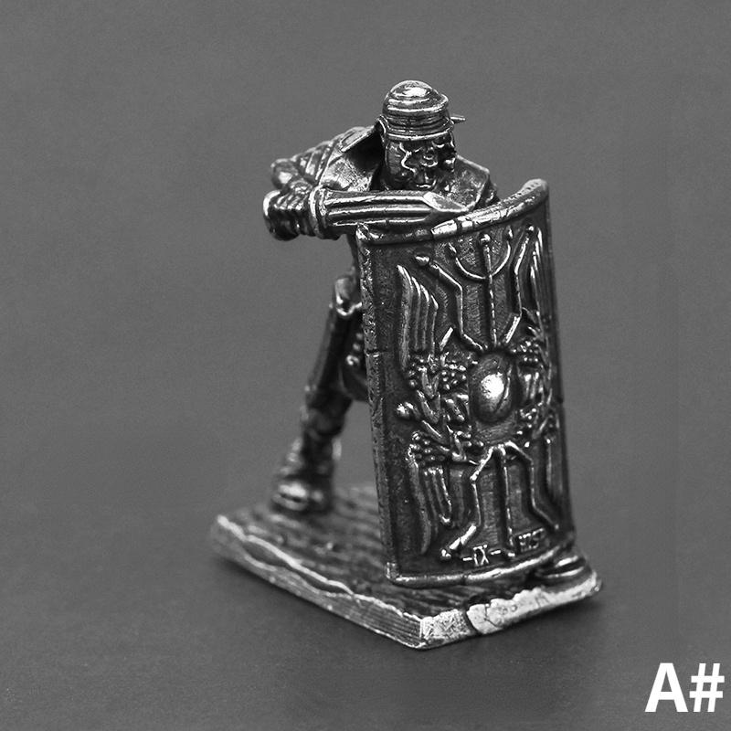 Metal Roman Ninth Legion Soldier Bronze Miniature Model Army Array Toy Car Mounted Table Ornament Gift for Boys Girls Collectors