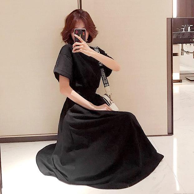 2024 Корейский стиль Черное летнее платье с высокой талией Cross-Border - Короткие рукава, круглый вырез, большой подол