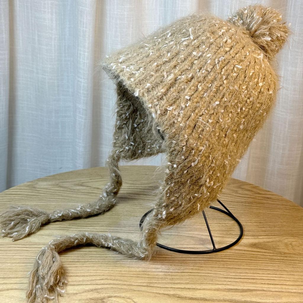 Новая трикотажная шапка Xiaoxiangfeng из экспортной ткани с защитой ушей для женщин с большим меховым помпоном, милая шерстяная шапка, осенне-зимняя, ручной работы, шапка-бандана