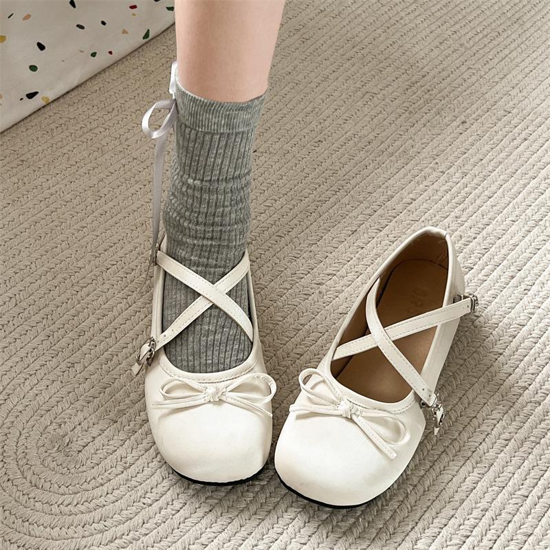 Black Retro French Flat-soled Single Shoes Women's 2025 New Spring Shallow Mouth Ballet Versatile Skirt Mary Jane Shoes