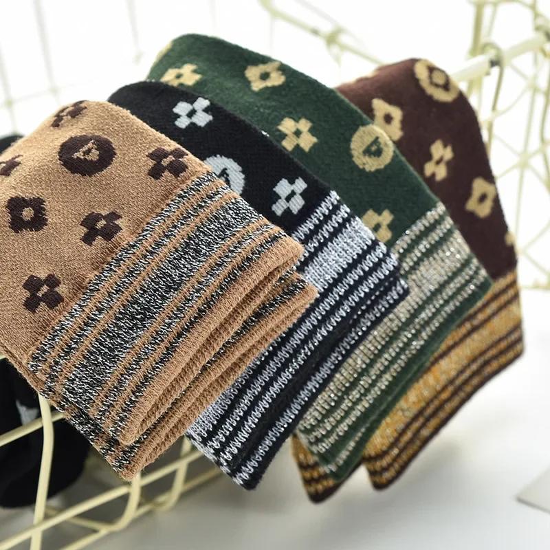 Осенние новые ретро-носки в клетку, женские милые лепестковые серебристо-золотые шелковые носки средней длины