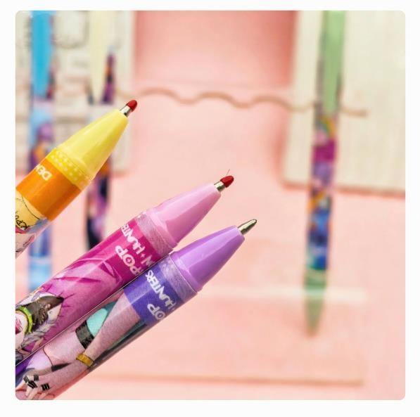 12pcs Kpop Demon Hunters 0.5mm Erasable Gel Pen - Refillable & Retractable Black Ink Friction Pen for School Office Supplies
